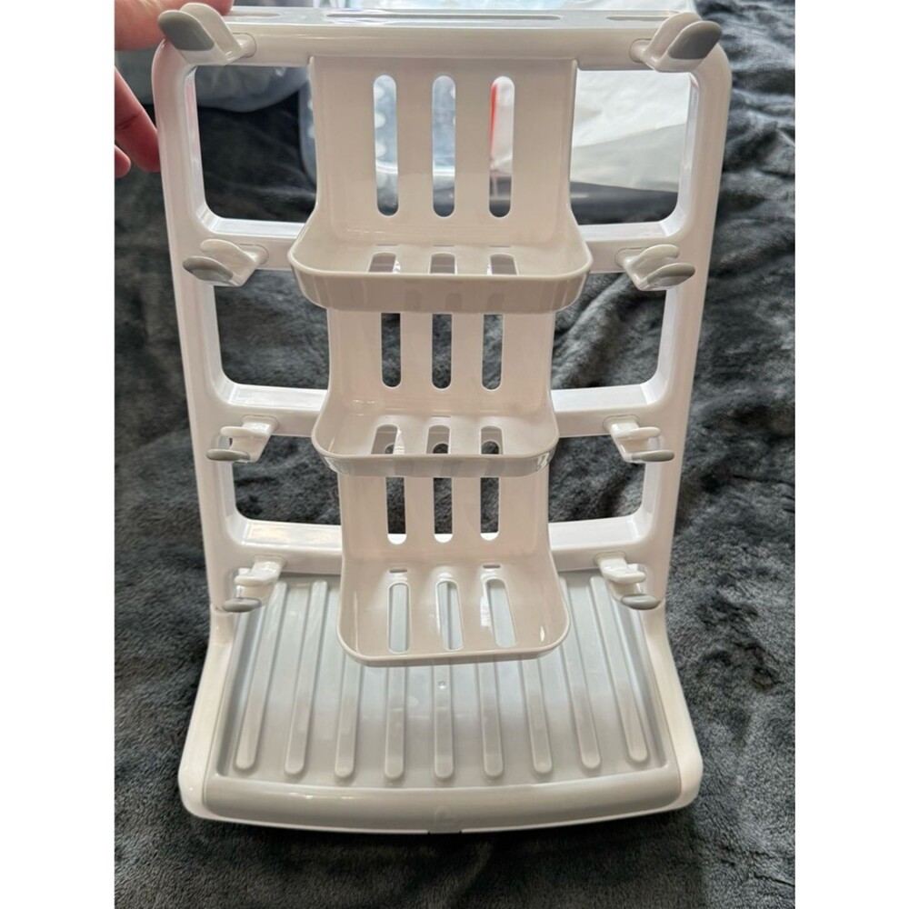 Munchkin white bottle drying rack